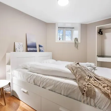 Apartmán New! Modern Apt: W/ Private Entrence